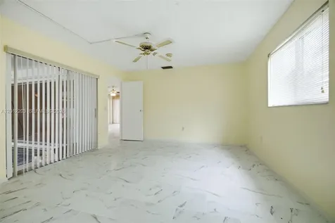 920 NW 92nd Avenue Pembroke Pines FL 33024