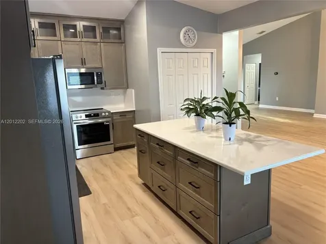 13941 SW 136th Place Miami FL 33186