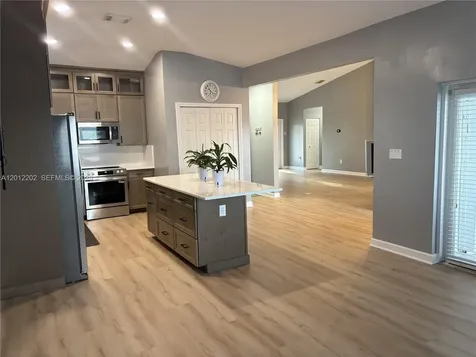 13941 SW 136th Place Miami FL 33186