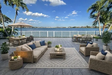 13941 SW 136th Place Miami FL 33186