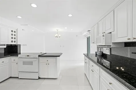 6795 Brookline Drive Miami FL 33015