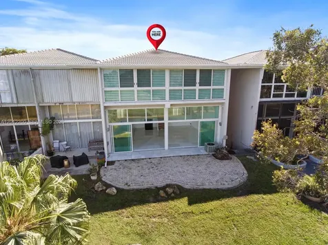 6795 Brookline Drive Miami FL 33015