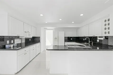 6795 Brookline Drive Miami FL 33015