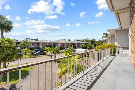 6795 Brookline Drive Miami FL 33015