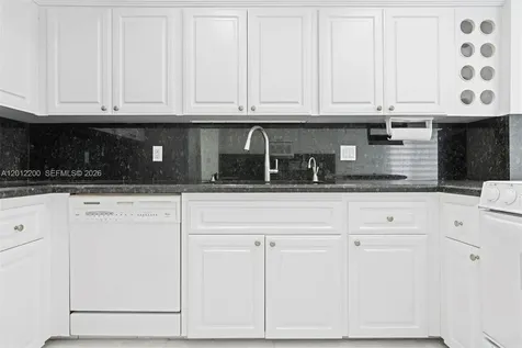 6795 Brookline Drive Miami FL 33015