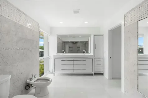 6795 Brookline Drive Miami FL 33015