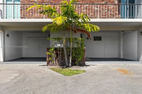 6795 Brookline Drive Miami FL 33015