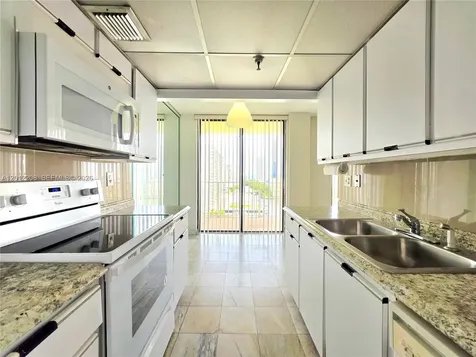 290 174th Street Sunny Isles Beach FL 33160
