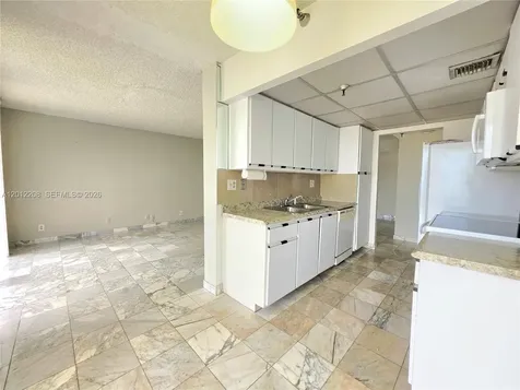 290 174th Street Sunny Isles Beach FL 33160