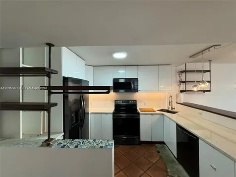 1228 West Avenue Miami Beach FL 33139