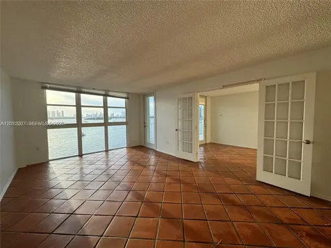 1228 West Avenue Miami Beach FL 33139