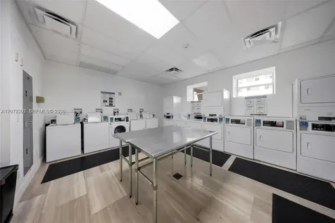 1228 West Avenue Miami Beach FL 33139