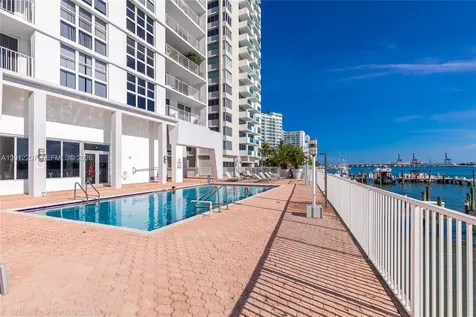 1228 West Avenue Miami Beach FL 33139