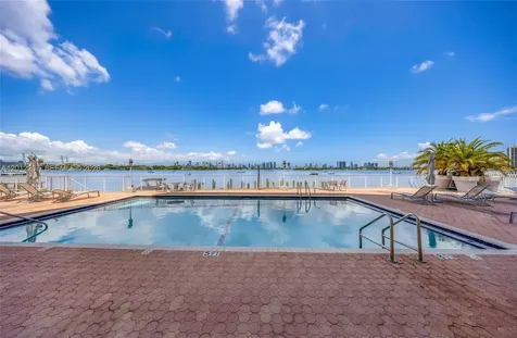 1228 West Avenue Miami Beach FL 33139