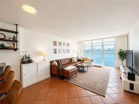 1228 West Avenue Miami Beach FL 33139