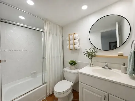 1228 West Avenue Miami Beach FL 33139