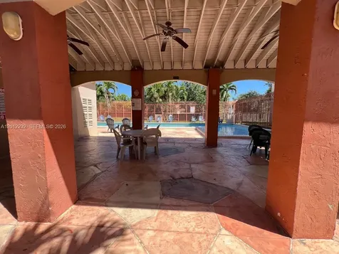 10241 NW 9th St Circle Miami FL 33172