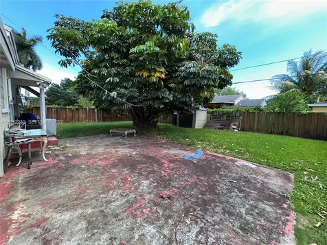 430 NE 110th Terrace Miami FL 33161