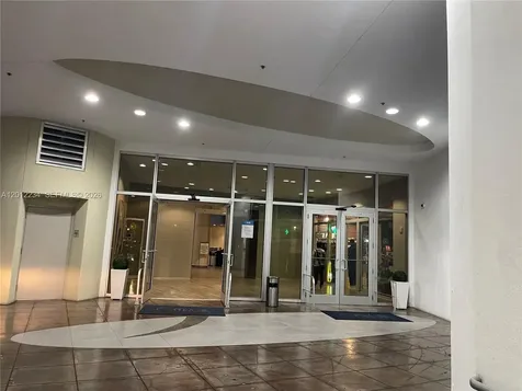 1750 N Bayshore Drive Miami FL 33132