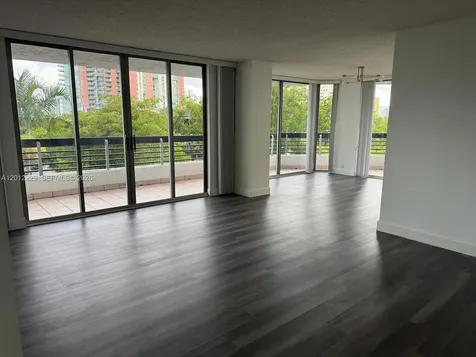 3400 NE 192nd Street Aventura FL 33180