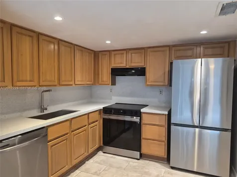 6528 SW 41st Court Davie FL 33314