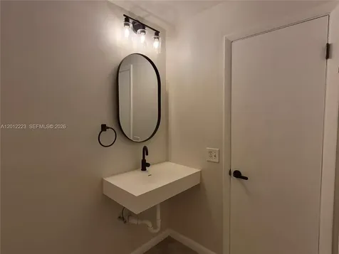 6528 SW 41st Court Davie FL 33314