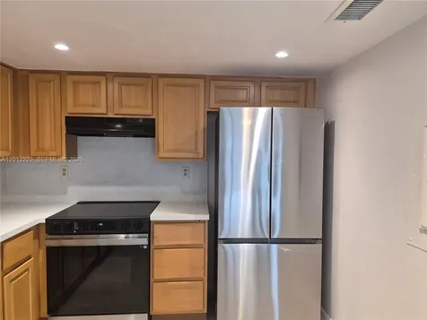 6528 SW 41st Court Davie FL 33314
