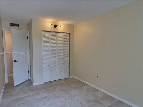6528 SW 41st Court Davie FL 33314