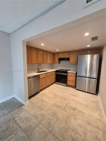 6528 SW 41st Court Davie FL 33314