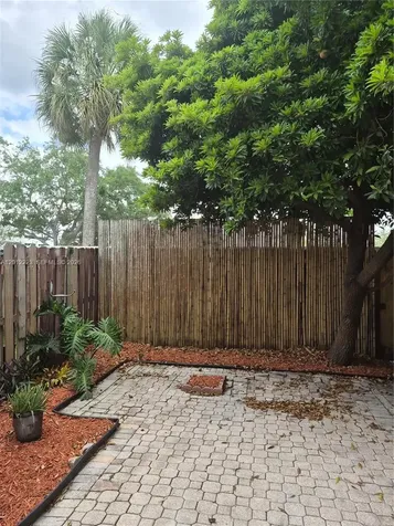 6528 SW 41st Court Davie FL 33314