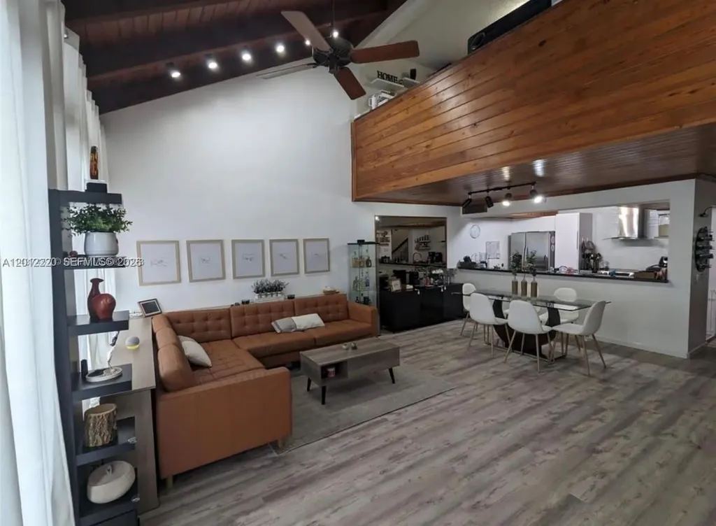 11203 NW 15th Street Pembroke Pines FL 33026
