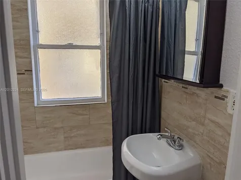 124 Mendoza Avenue Coral Gables FL 33134