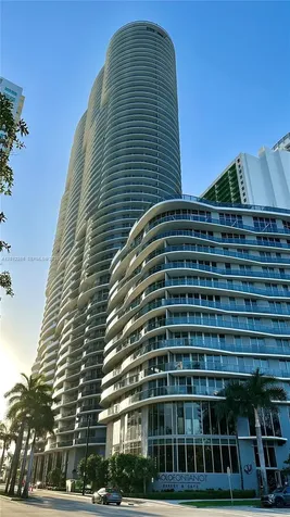 488 NE 18th Street Miami FL 33132