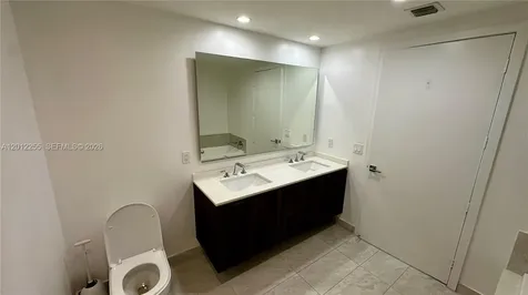 488 NE 18th Street Miami FL 33132