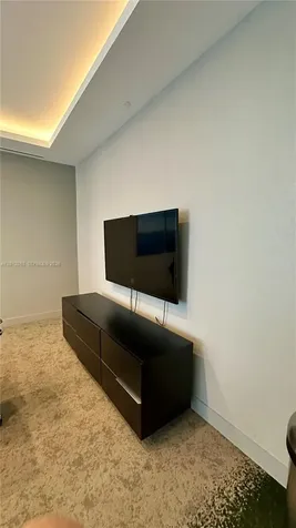 488 NE 18th Street Miami FL 33132