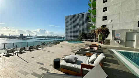 488 NE 18th Street Miami FL 33132