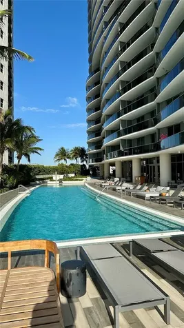 488 NE 18th Street Miami FL 33132