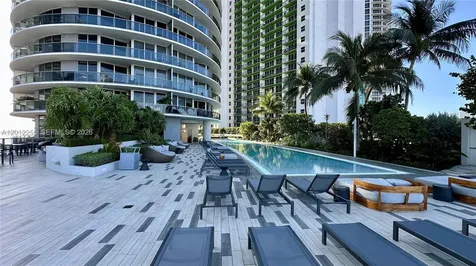 488 NE 18th Street Miami FL 33132