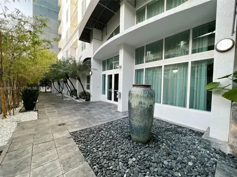 234 NE 3rd Street Miami FL 33132