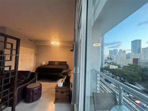 234 NE 3rd Street Miami FL 33132