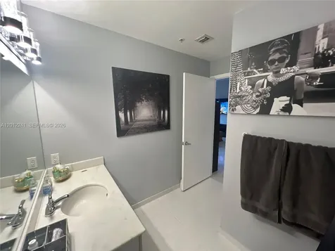 234 NE 3rd Street Miami FL 33132