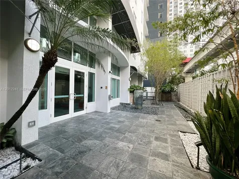 234 NE 3rd Street Miami FL 33132