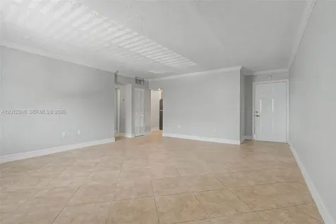 8609 SW 68th Court Pinecrest FL 33156