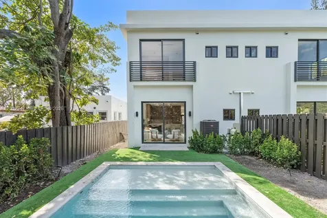 4715 N Miami Avenue Miami FL 33127