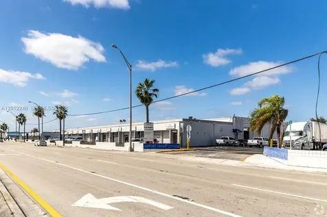 3108 NW 72nd Avenue Miami FL 33122