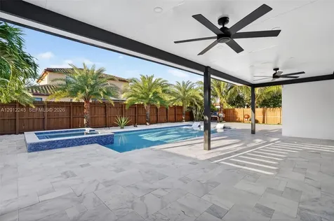 2371 SE 1st Court Homestead FL 33033