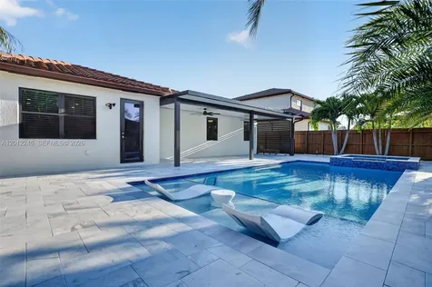 2371 SE 1st Court Homestead FL 33033