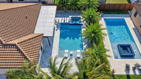 2371 SE 1st Court Homestead FL 33033