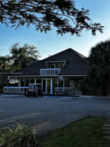 7705 Camino Real Miami FL 33143