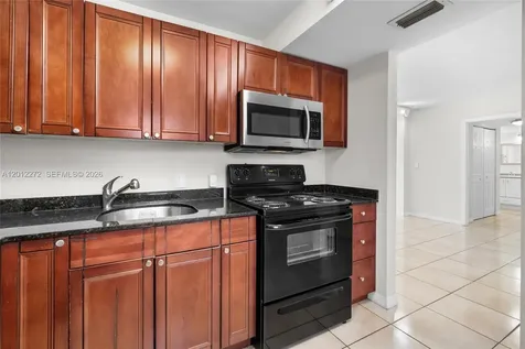 3401 N Country Club Drive Aventura FL 33180